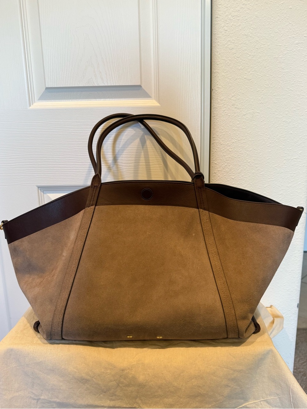 Fabrique Brera Convertible Tote Bag Large Dutch Calfskin & Suede in Mocha & Tan - Picture 14 of 16